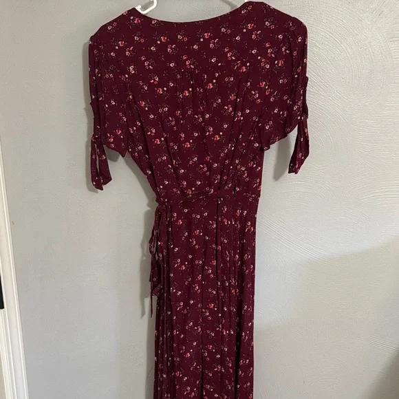 Francesca’s Burgundy Floral Wrap Dress - Picture 3 of 8